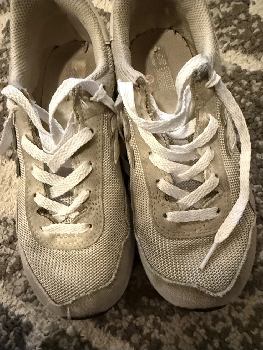 New Balance neutral light